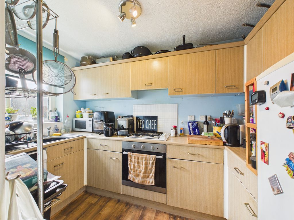 Property photo 3 of 6