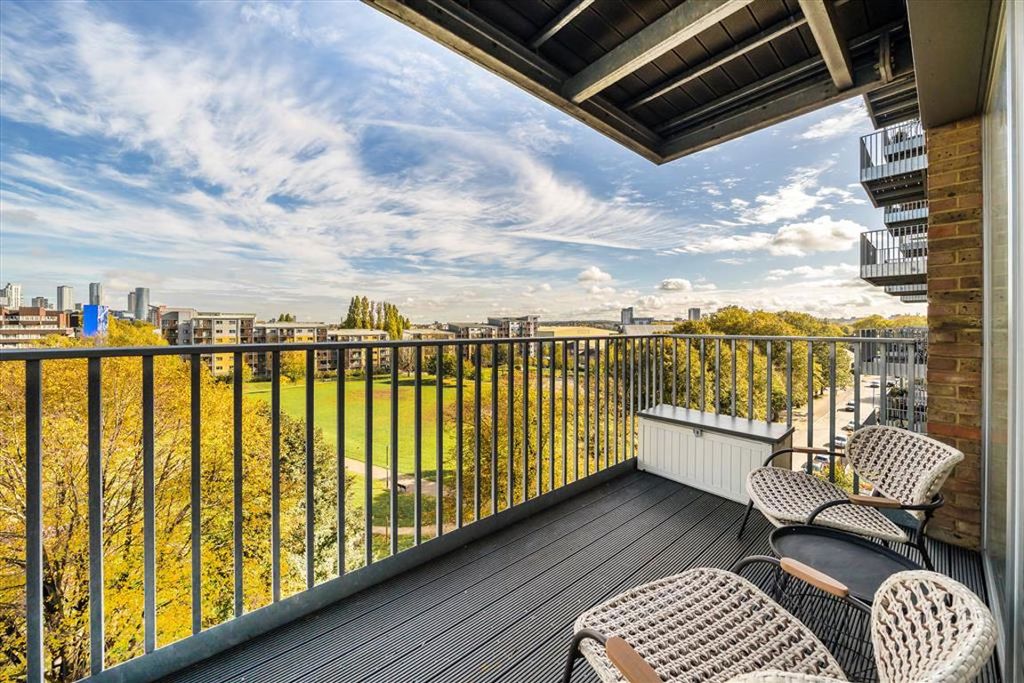 Property photo 3 of 9