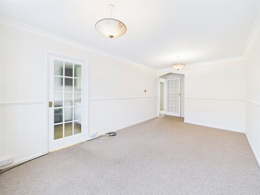 Property photo 2 of 9 Picture No. 04