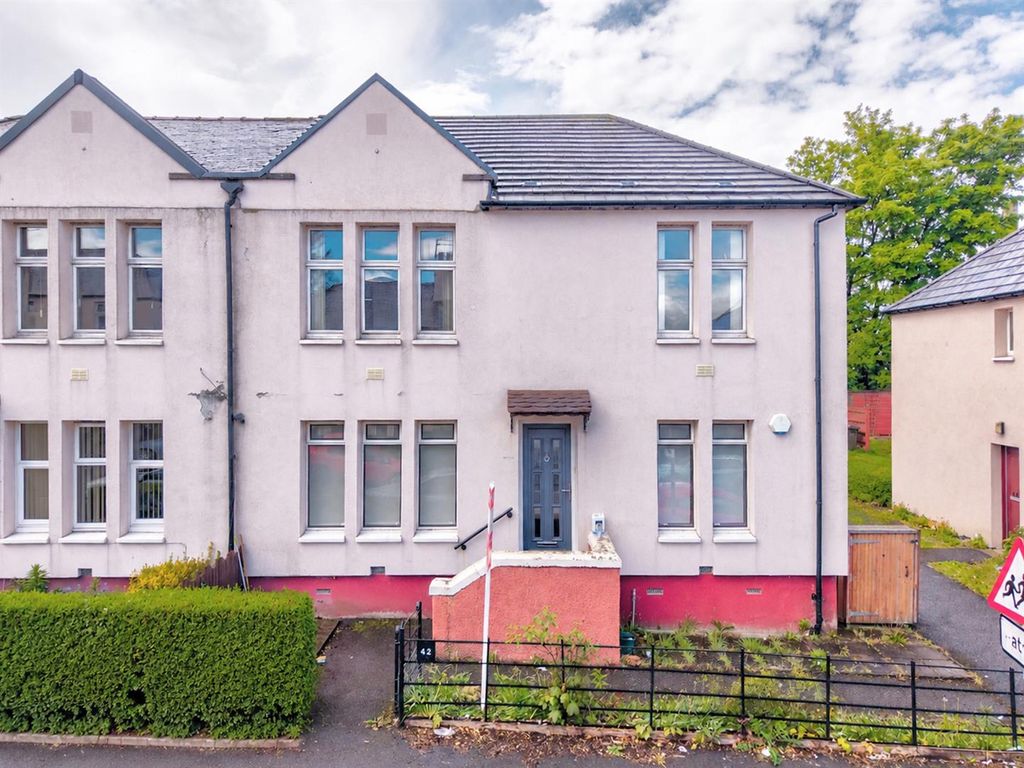 Property photo 1 of 11 42 Bruce Street Dundee-9.Jpg