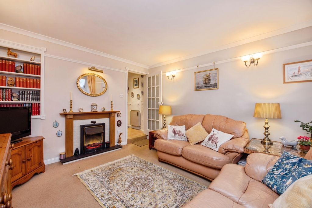 Property photo 2 of 17 Pbox-Img.Jpg