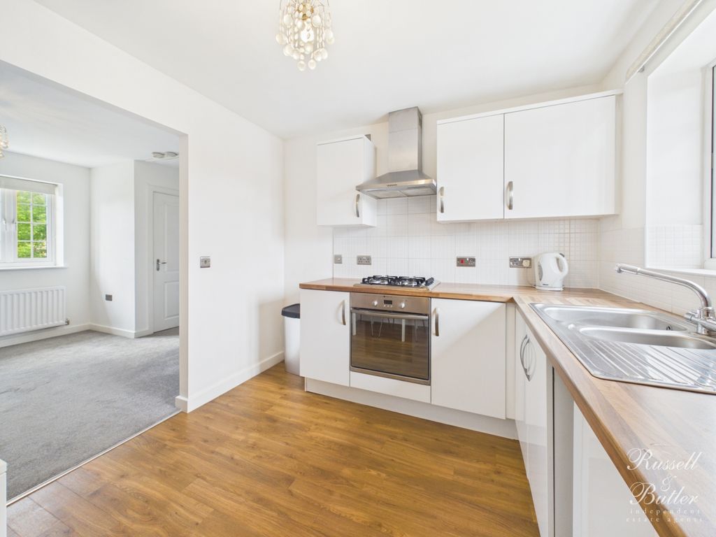 1 bed flat for saleShetland, Buckingham, Buckinghamshire MK18 photo 5