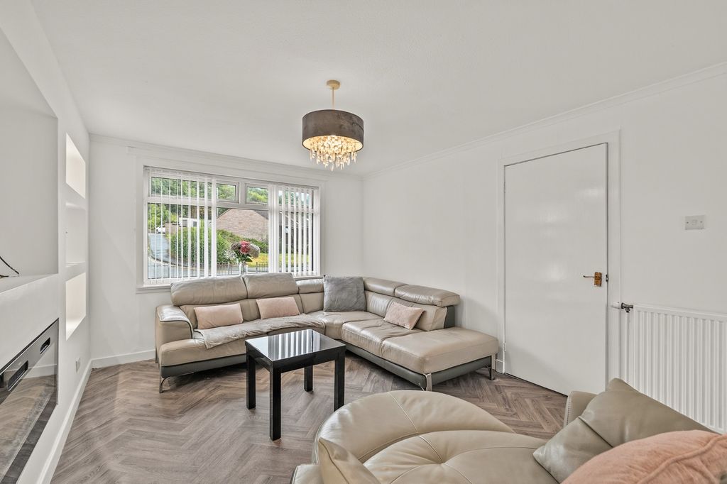 Property photo 3 of 26 5339977