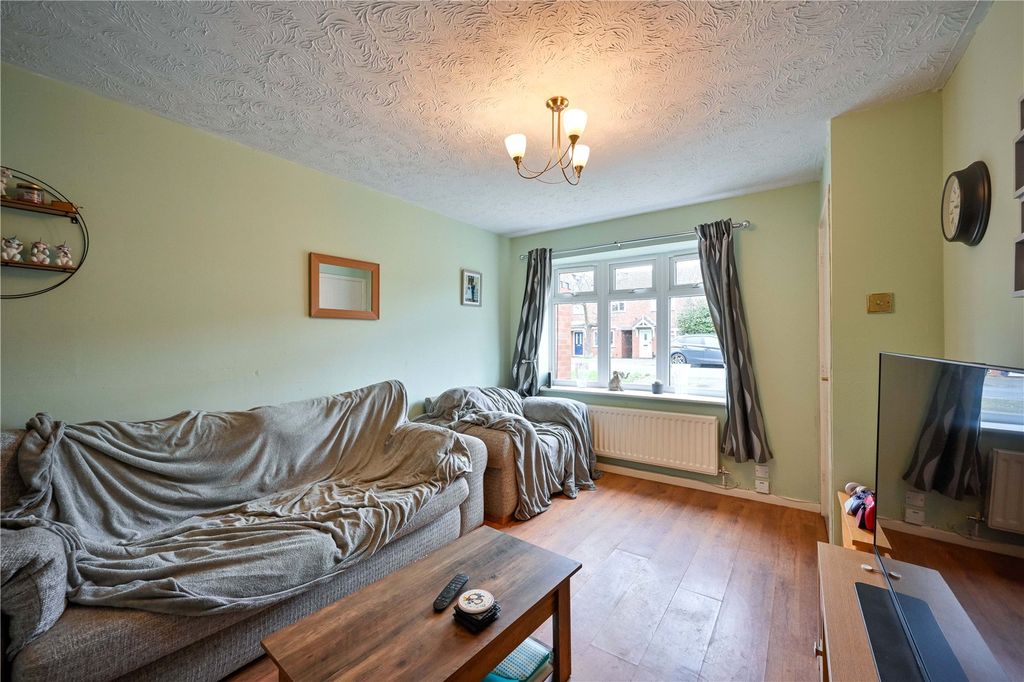 Property photo 3 of 14 Picture No. 17