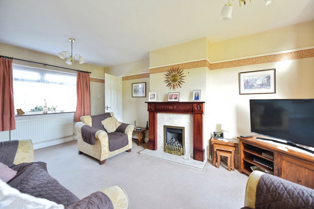 Property photo 2 of 16 Photo