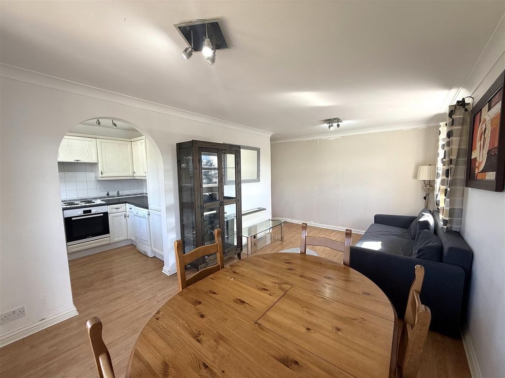 Property photo 2 of 6 Recep.1.Jpeg