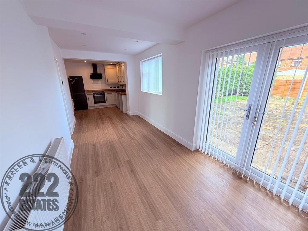 Property photo 3 of 12 Photo-2026-04-02-10-37-36 (8).Jpg