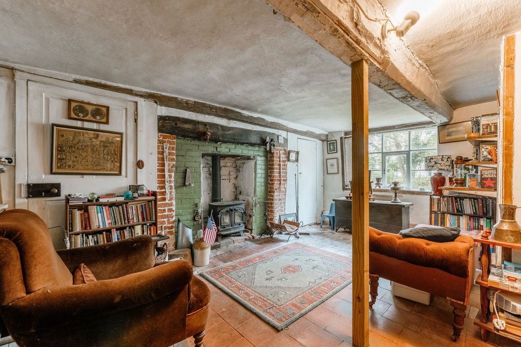 Property photo 2 of 26