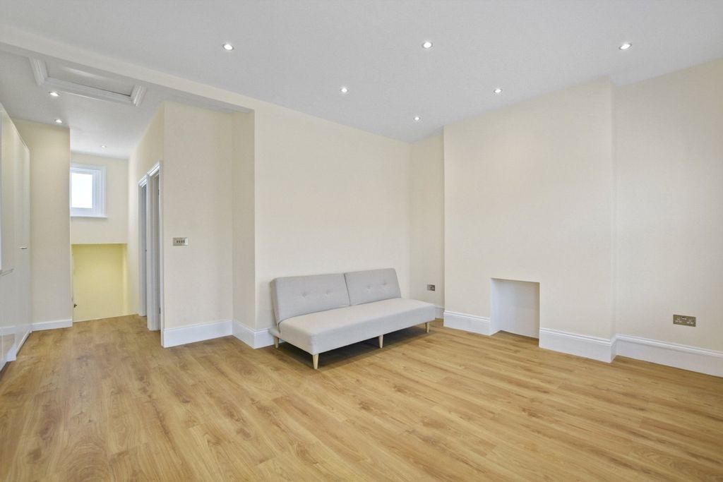 Property photo 2 of 5 2