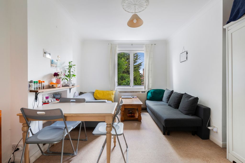 Property photo 2 of 11 Picture No. 03