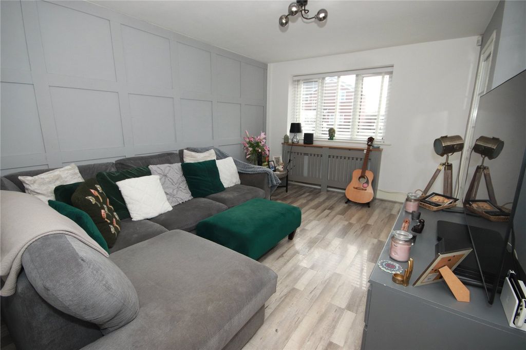 Property photo 2 of 16 Picture No. 09