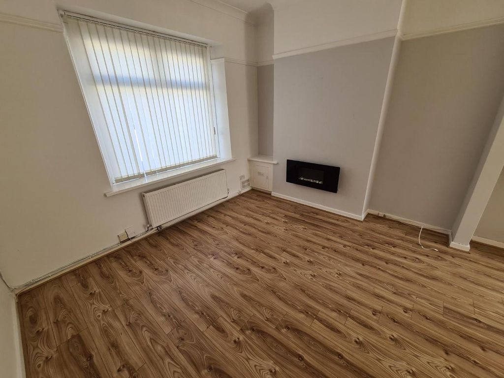 Property photo 3 of 15 2.Jpg