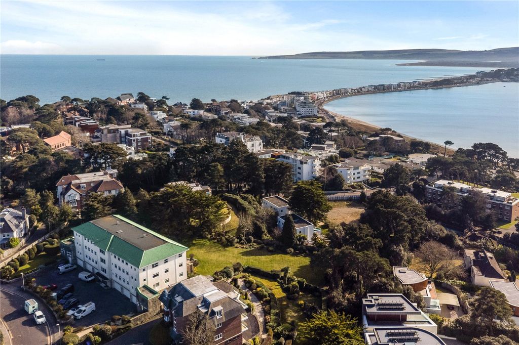 Property photo 2 of 20 Aerial