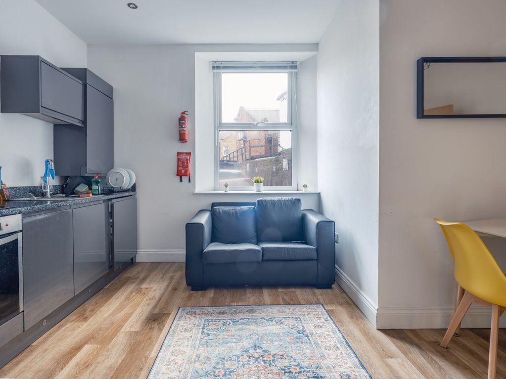 Property photo 3 of 8 4840333