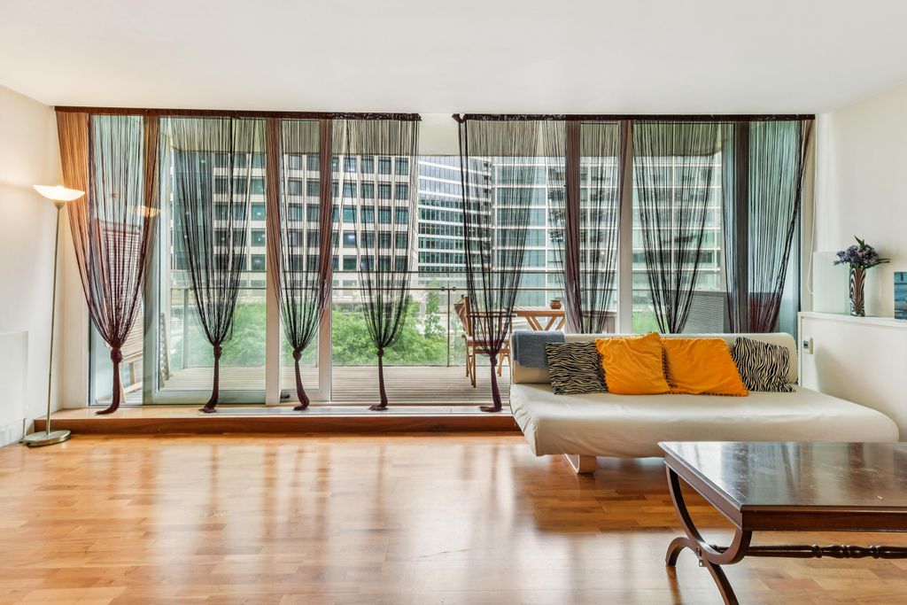 Property photo 3 of 14 Image