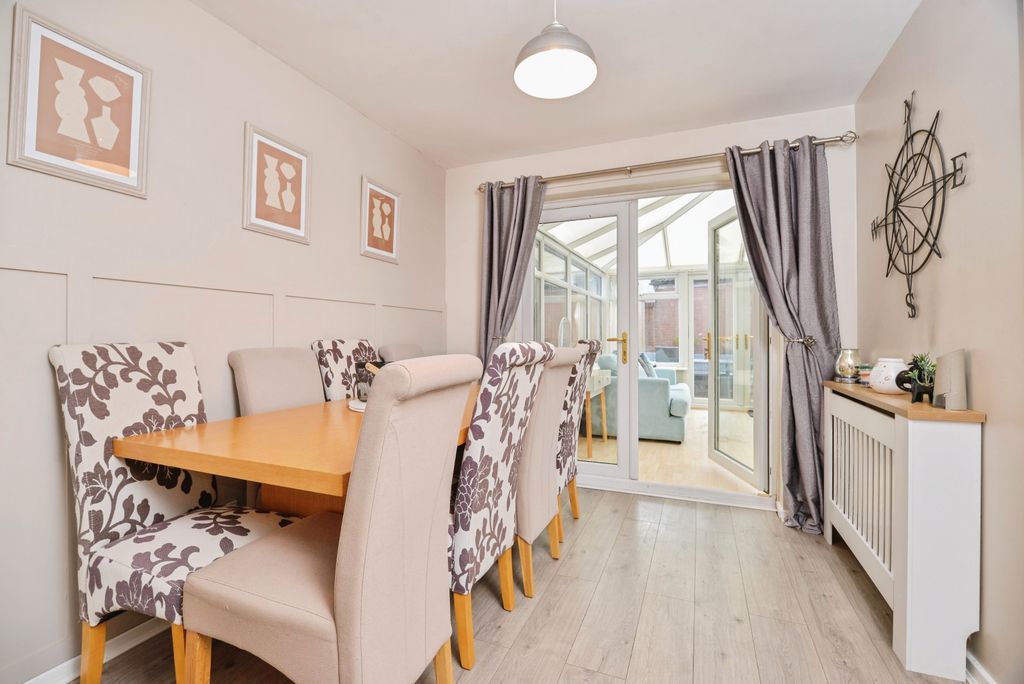 Property photo 3 of 16 Dsc_1736