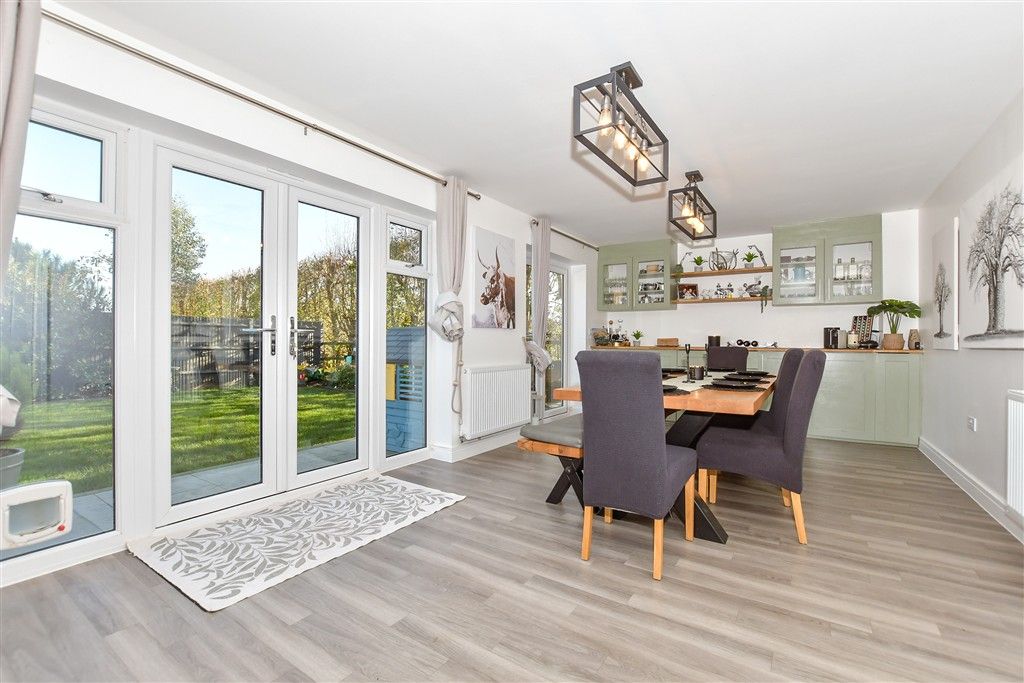 Property photo 1 of 16 Kitchen/Diner