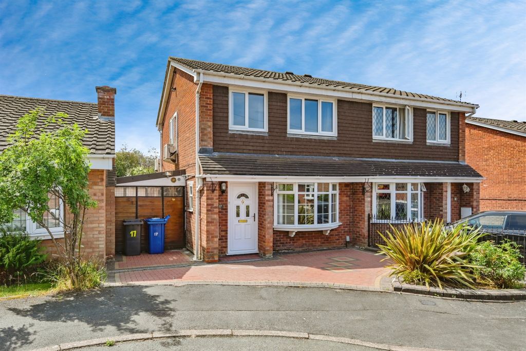 Property photo 1 of 17
