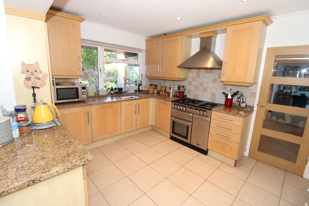 Additional image 9 of 5 bed detached house for saleCourt Hill, Chipstead, Coulsdon CR5