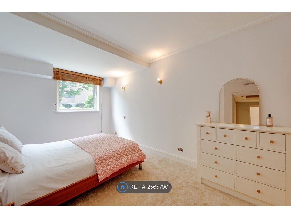Property photo 2 of 6 Mater Bedroom