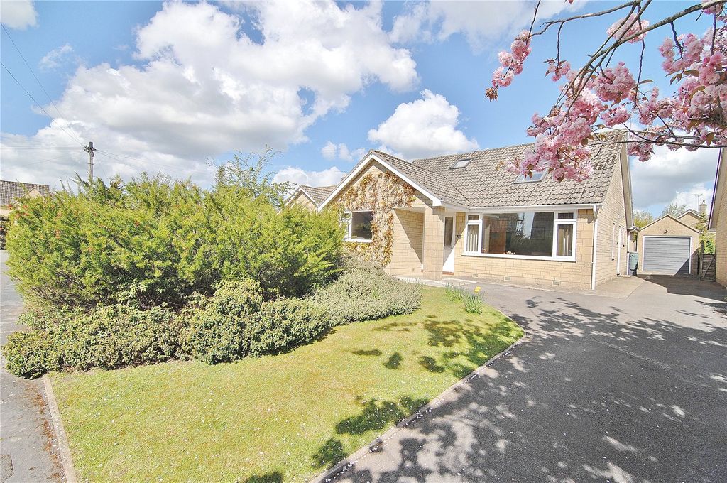 Property photo 1 of 21 Picture No. 23