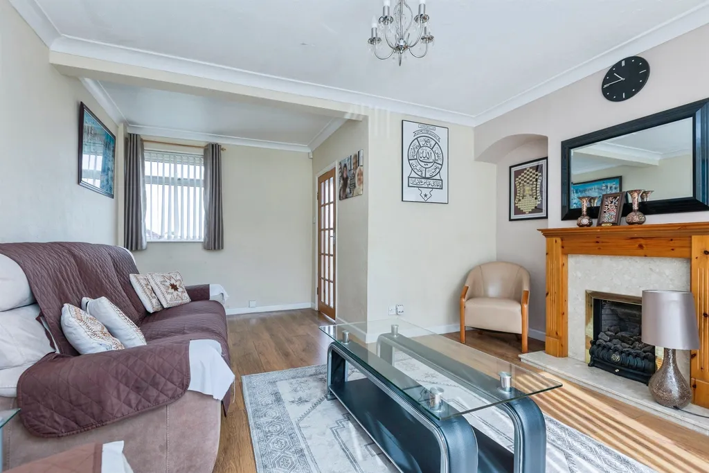 House in Leicester, City of Leicester - More