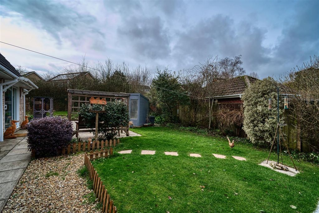 Property photo 3 of 10