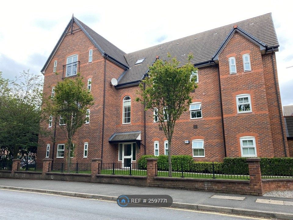Property photo 1 of 12 Apartment Block - Front