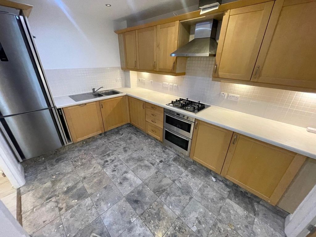 Property photo 2 of 9 Kitchen 1.Jpg