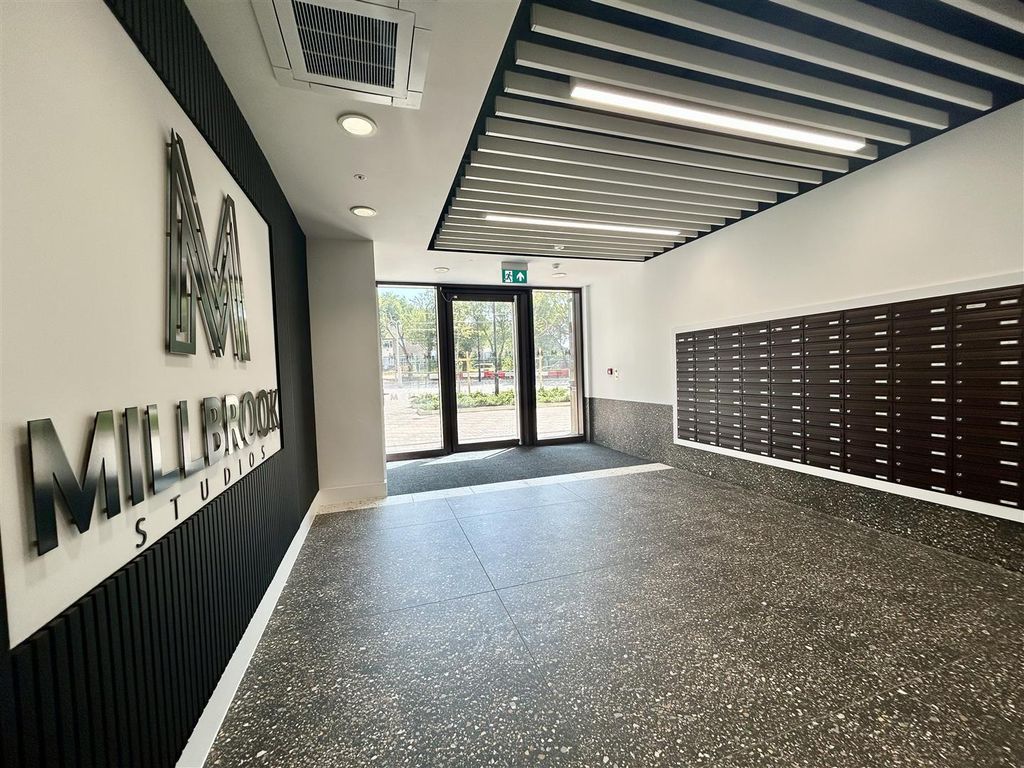 Property photo 1 of 14 Mbr.Jpg