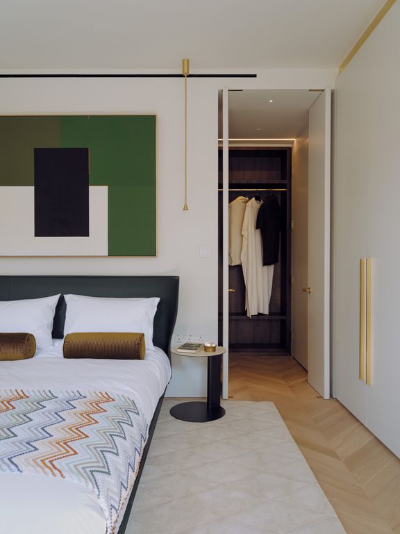 Property photo 3 of 31