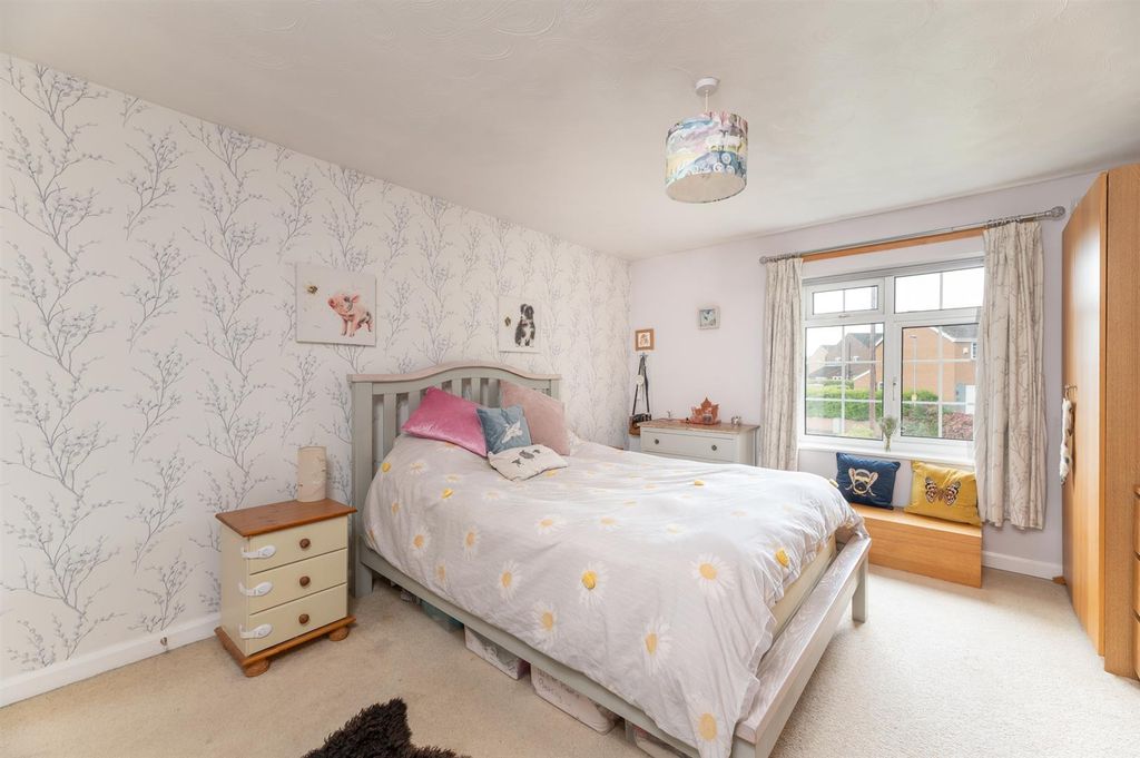 Additional image 11 of 2 bed terraced house for saleCambridge Drive, Otley LS21