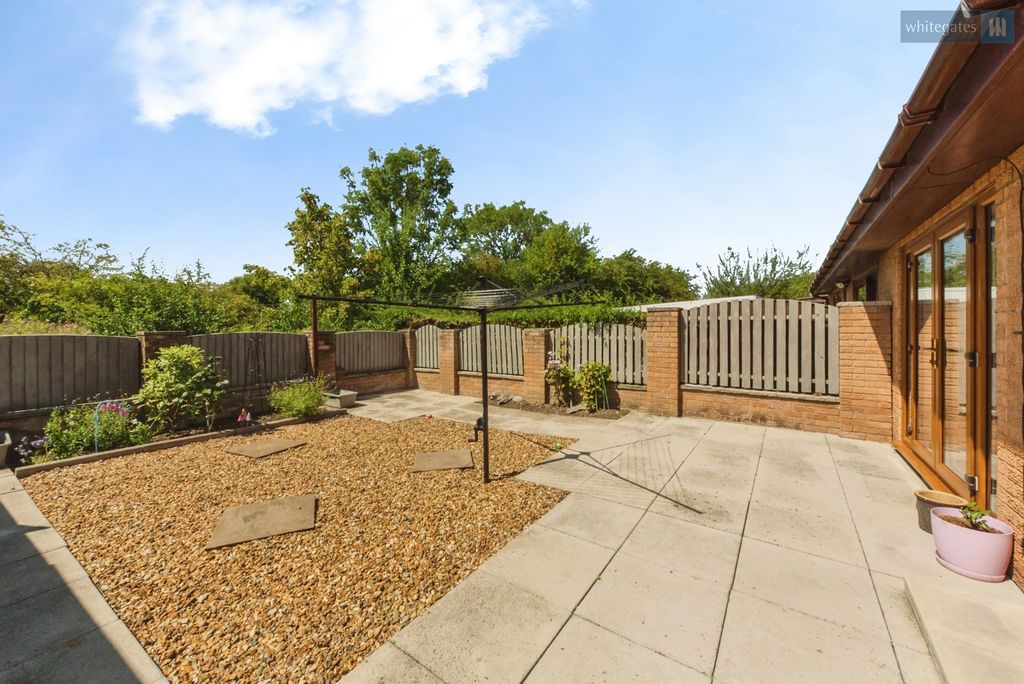 Property photo 2 of 13 Pbox-Img.Jpg