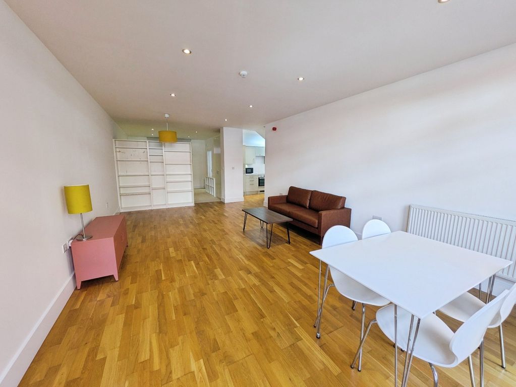 Property photo 1 of 10 Picture No. 33
