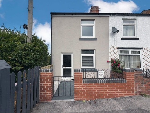 Property photo 2 of 12