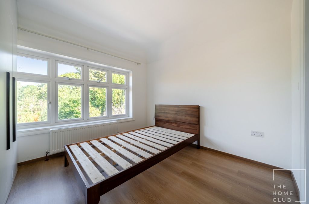 Property photo 1 of 9 d7694F54-80Ec-4504-A403-5881A79c738B