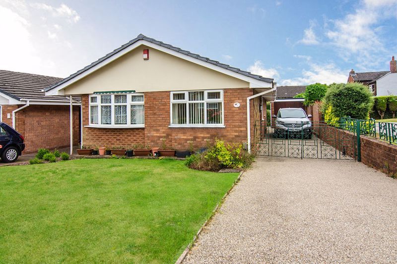 3 bed detached bungalow for sale in Melford Rise, Chase Terrace