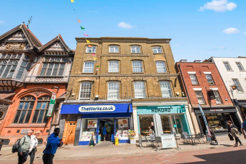 Property photo 2 of 21