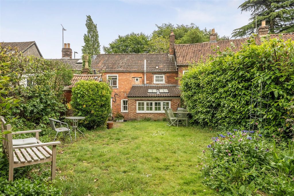 Property photo 1 of 19 12 Southgate Rear Elevation