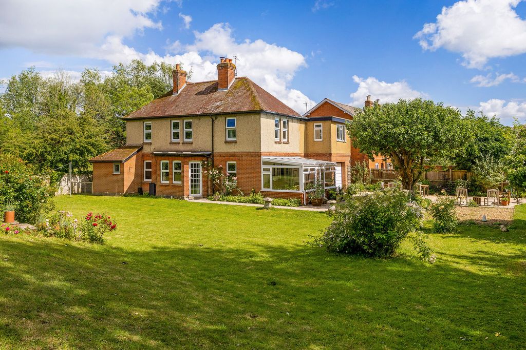 Property photo 1 of 19