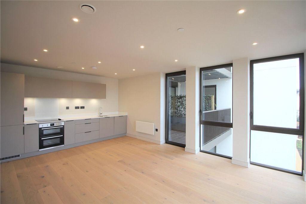 Property photo 2 of 12 Picture No. 07