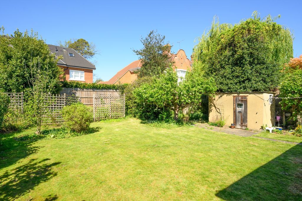 Property photo 3 of 11