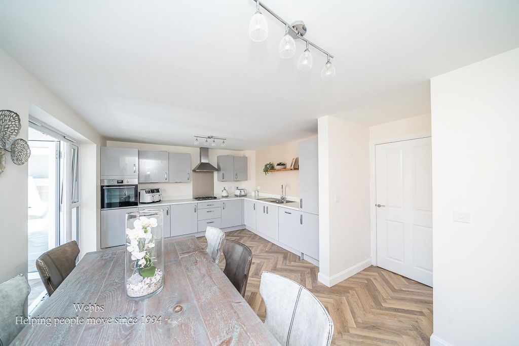Property photo 2 of 33 Webbs -13.Jpg