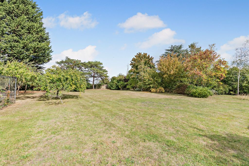 Property photo 3 of 17