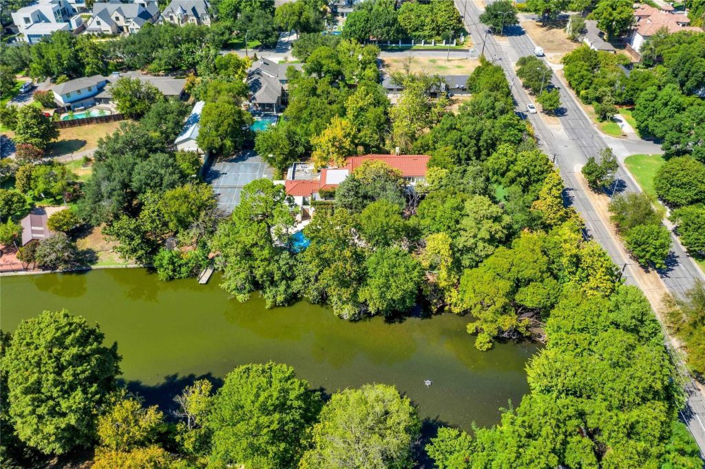 Property photo 1 of 3 <Alttext/>