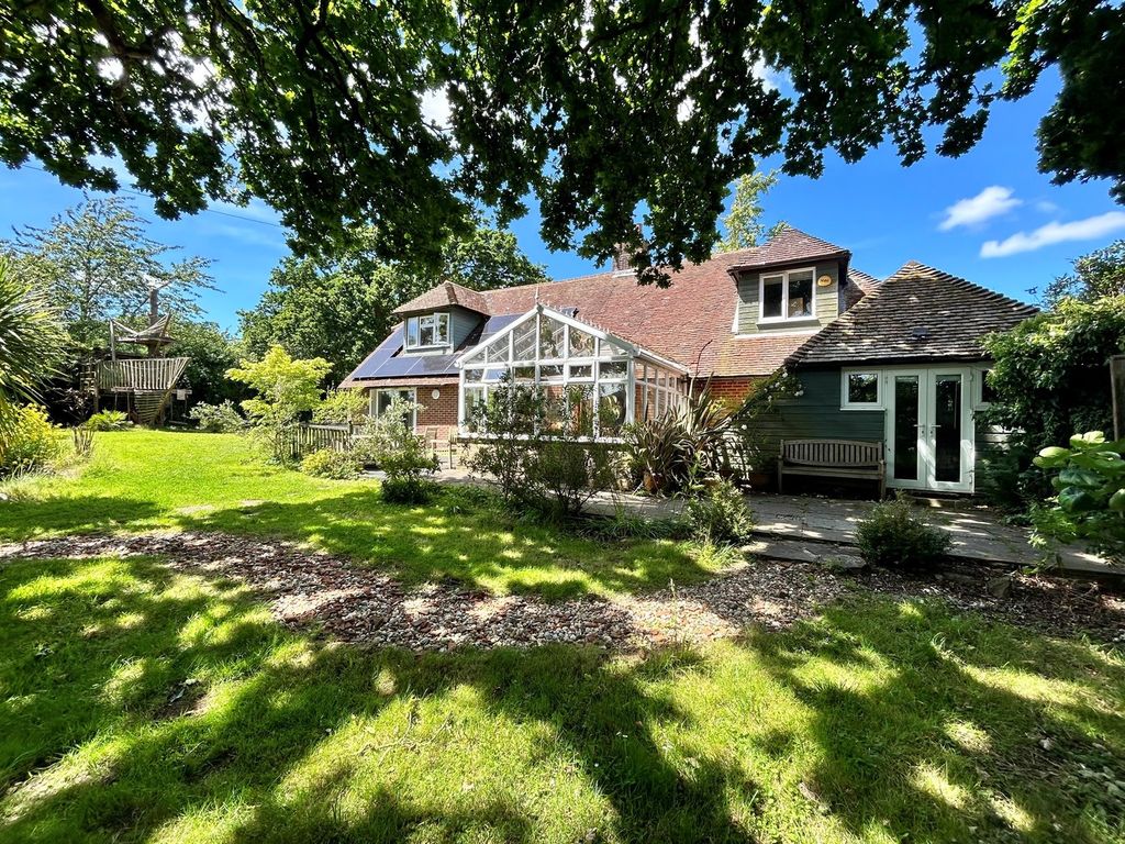 Property photo 1 of 35