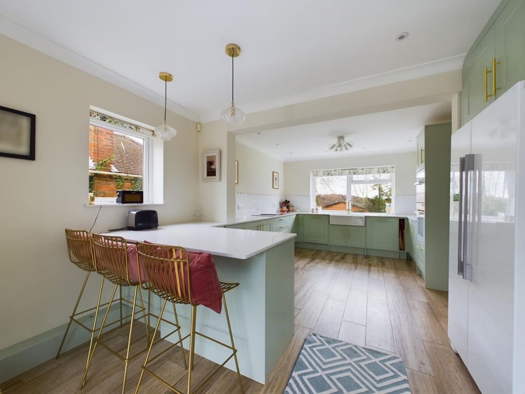 Property photo 2 of 19 2564-Hr-3