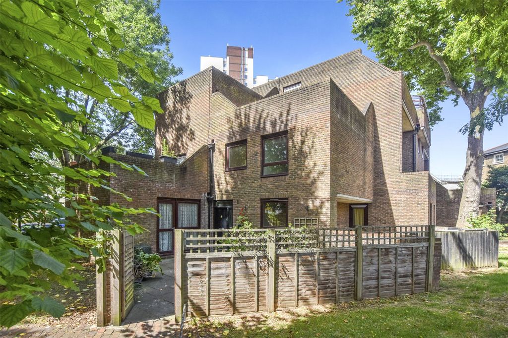 Property photo 1 of 14 Exterior