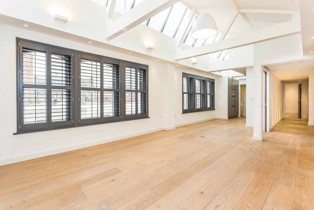 Property photo 1 of 20 St Martins Lane 2_77-78 Rec-3