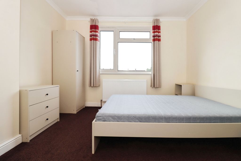 Property photo 3 of 20 Pbox-Img.Jpg